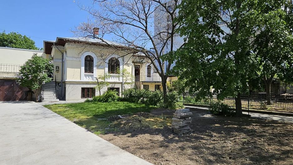 Casa Vila || Timpuri Noi || 6 camere || curte libera 400mp ||  Afterschool || - Poză 2