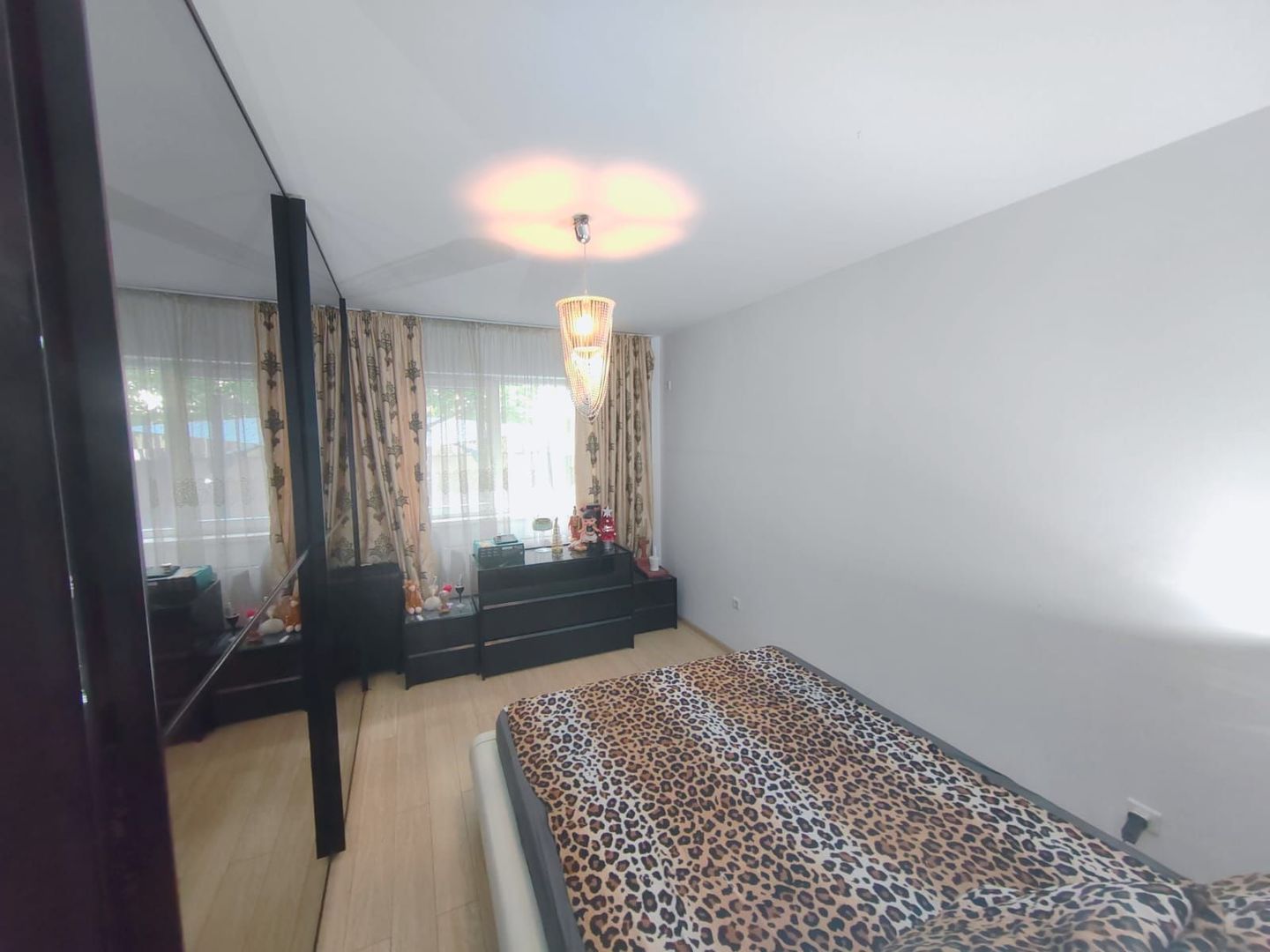 Popesti Central metrou curte proprie - Poză 11