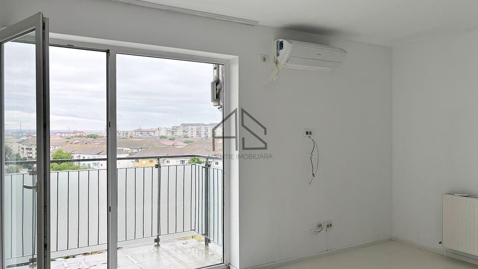 De vânzare | Apartament 3 camere cu panoramă | Prima Nufărul - Poză 2