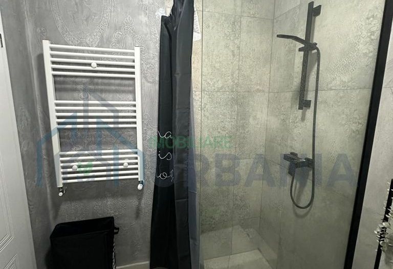 Casa D+P+E in Tomesti,Asfalt, Tâmplărie VEKKA - Poză 12