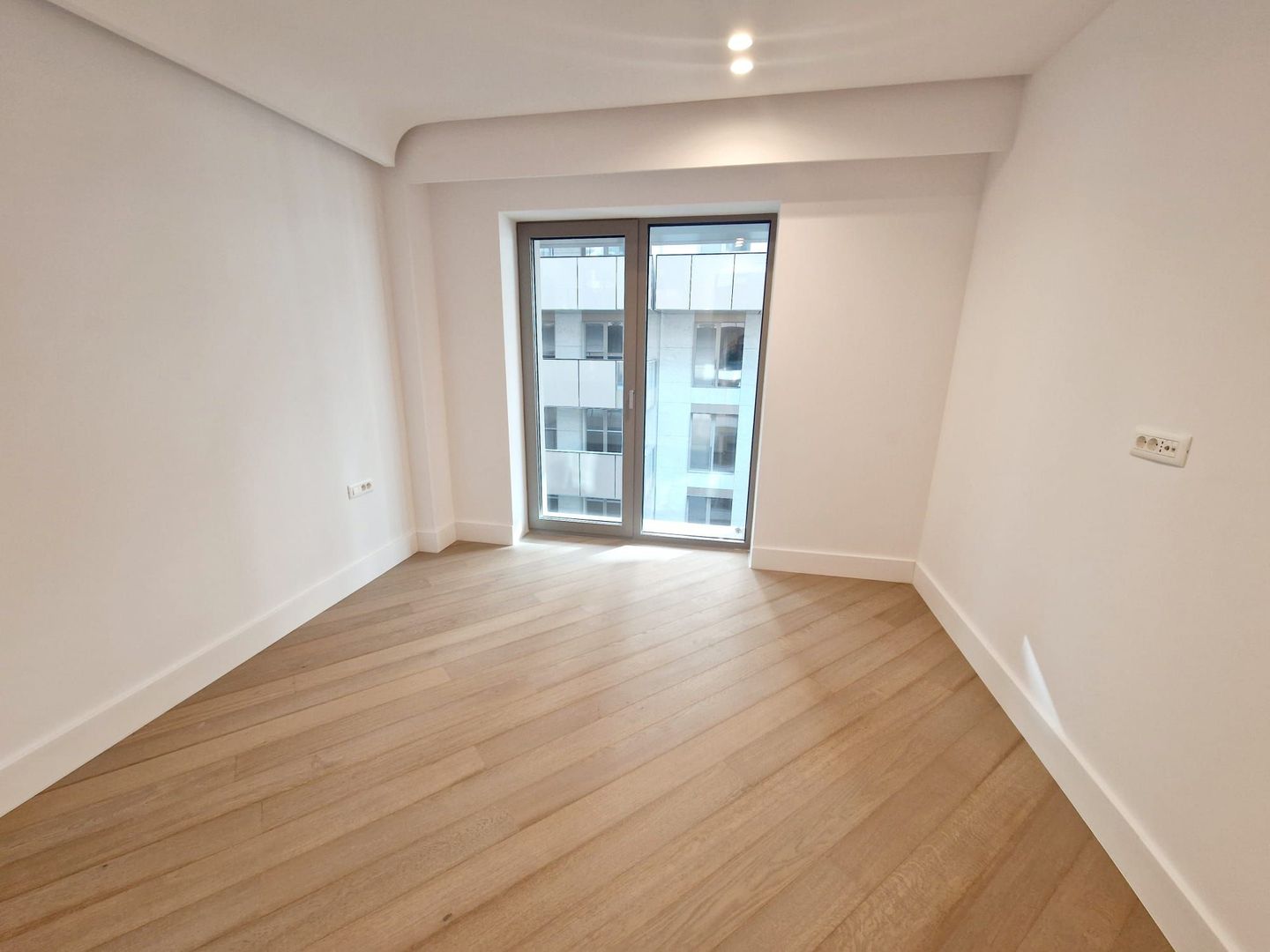 Apartament  3 camere Cortina 126 - Poză 5