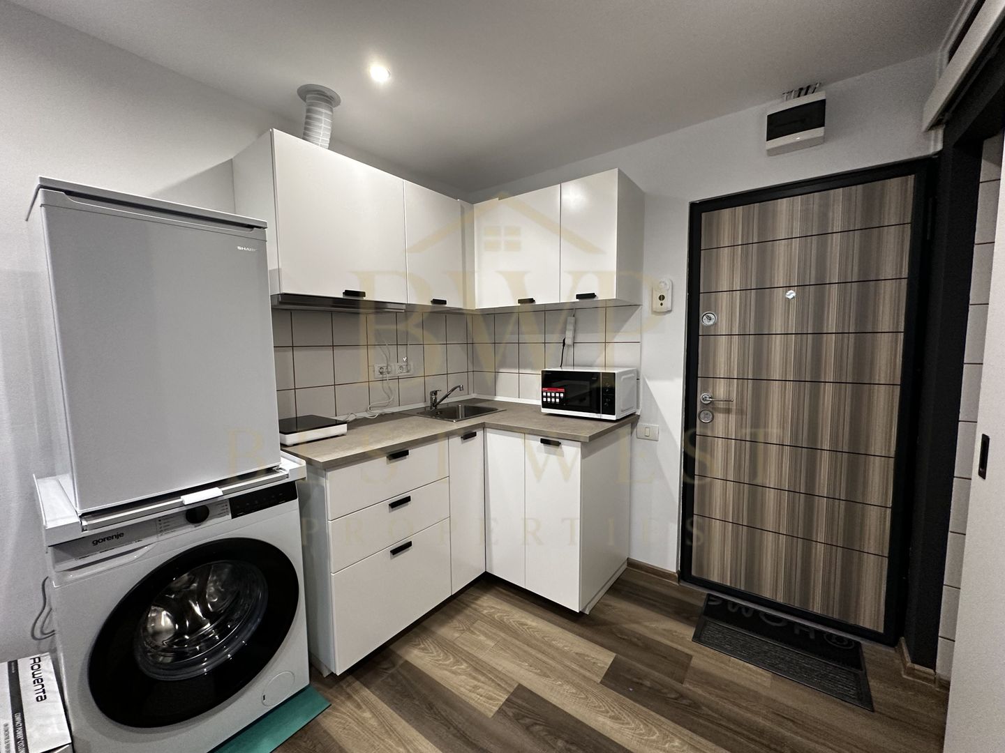 Garsonieră, etaj intermediar, Buziasului - Poză 1