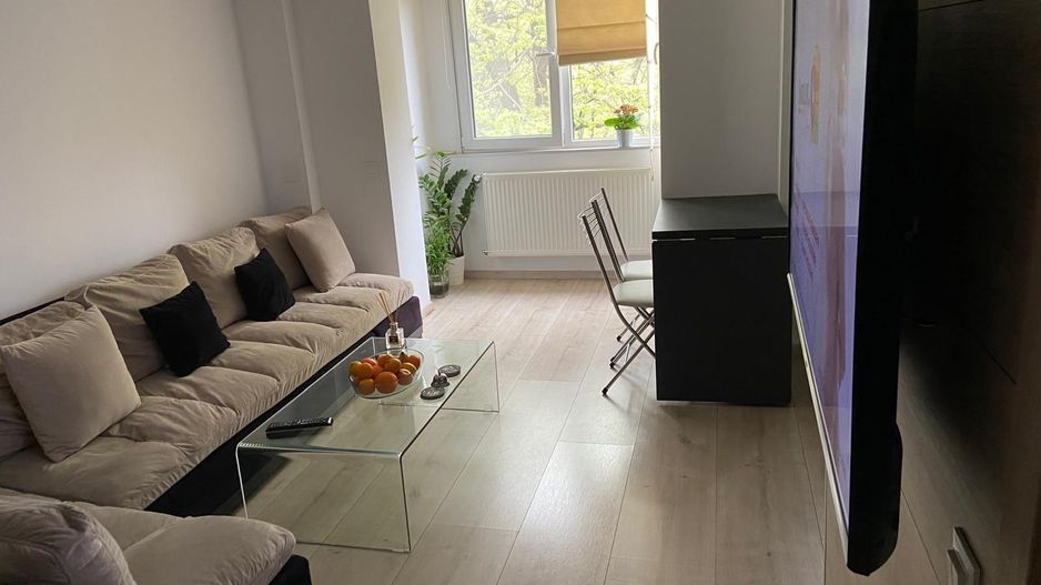 APARTAMENT RENOVAT | FLOREASCA COMPOZITORI - Poză 2