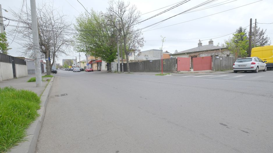 RAHOVA-Str. Muntii Carpati, cu pozitie de colt, casa si teren 580 mp. - Poză 10