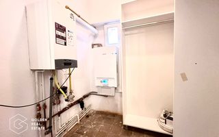 Casa centrala cu 3 camere, curte privata și gradina - Poză 13