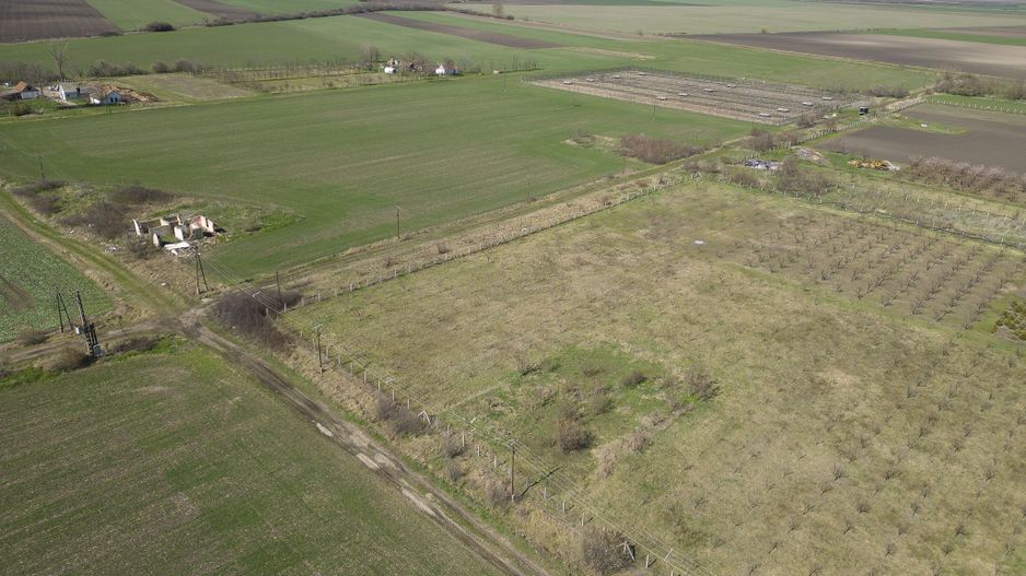 Teren intravilan de 1400 mp în Battonya - Poză 6