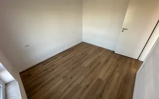 Duplex despartit prin spatiu tehnic - Poză 17