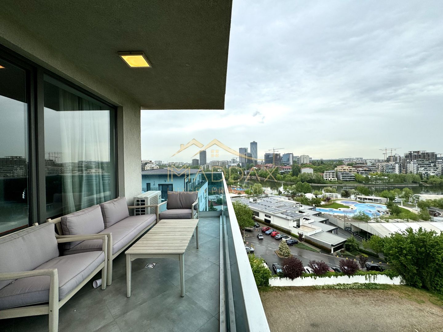 4 rooms apartment - 122 sqm/ Rented/ 1 Parking / Floreasca - Lake View - Poză 9