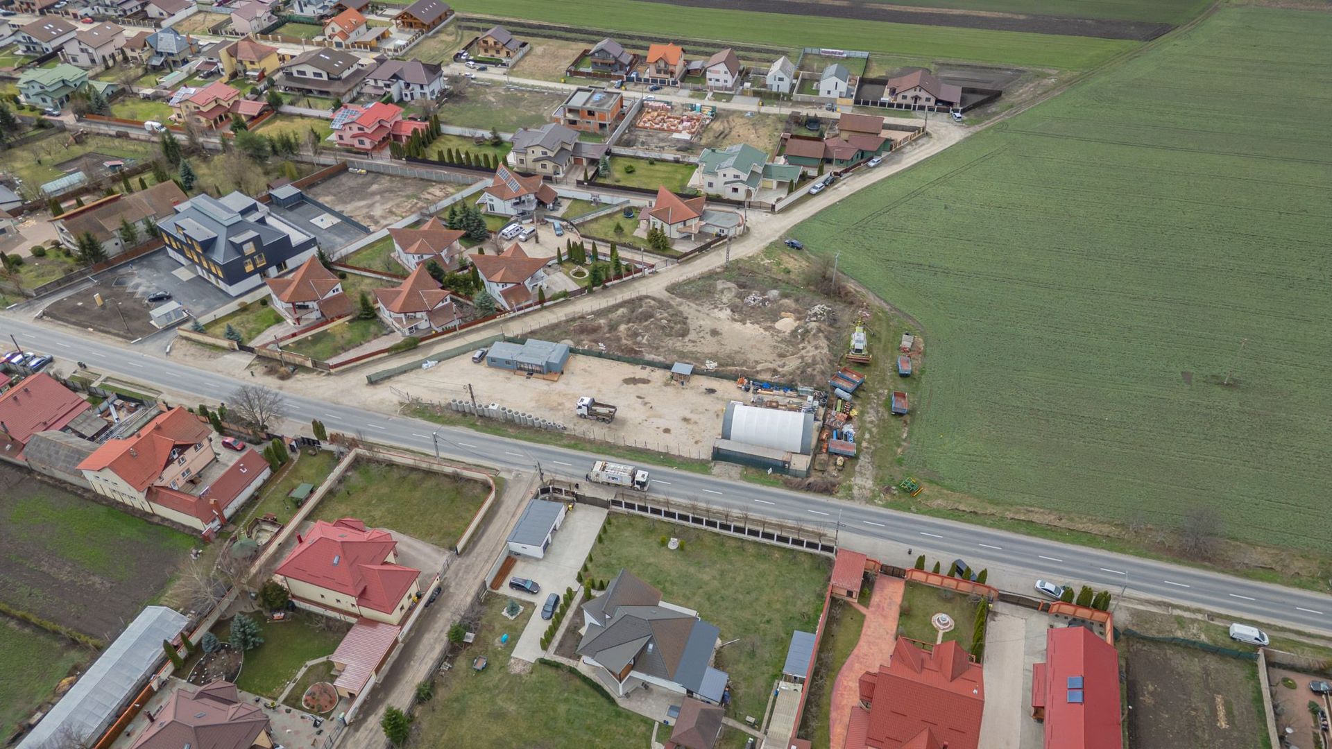 Lot de casa cu utilități si acces la strada Nicolae Iorga, Hărman - Poză 7