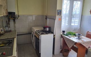 Ag. EUROPA vinde ap. cu 2 cam. ultracentral, la etajul 10. - Poză 1