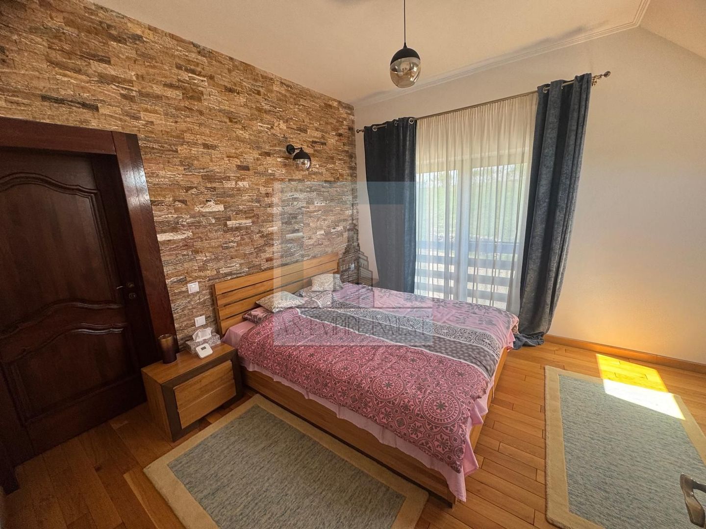 Casa/Vila deosebita 11 camere mobilata-utilata LUX -zona Hoghiz/Brasov - Poză 19