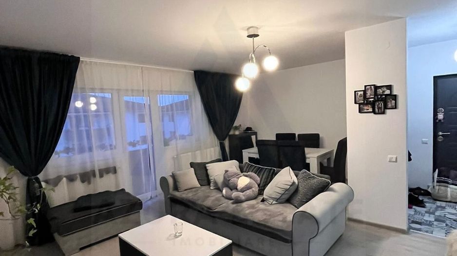 Apartament modern 4 camere 3 dormitoare 2 băi 80 mp utili  Șelimbăr - Poză 2