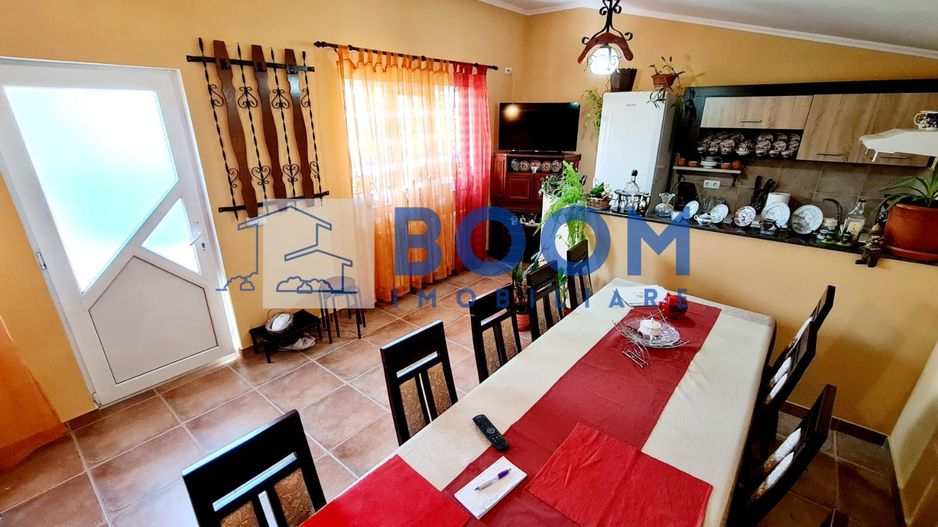 Casa moderna langa Taverna D"Amici | - Poză 2