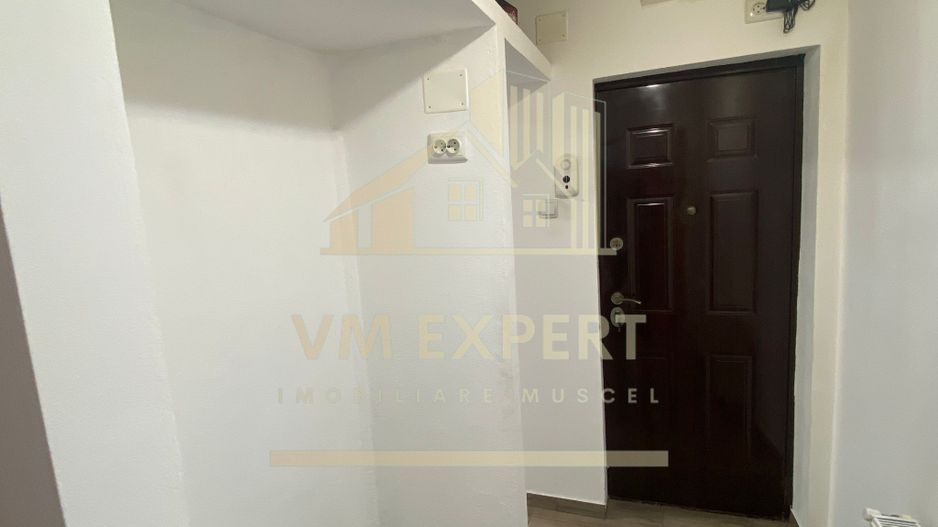 APARTAMENT 2 CAMERE ETAJ 2 ZONA VIȘOI CAMPULUNG - Poză 13