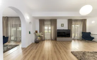 VILA SNAGOV WATERFRONT - PISCINA - PONTON 40M DESCHIDERE LA LAC - Poză 12