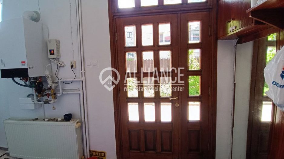 CENTRU SALA SPORTURILOR(COD03)- Casa interbelica si curte generoasa ! - Poză 18