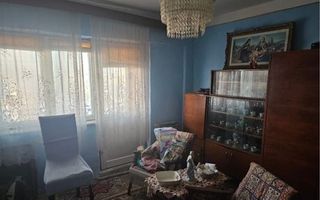 Vand apartament cu 3 camere in Carpati 2 - Poză 5