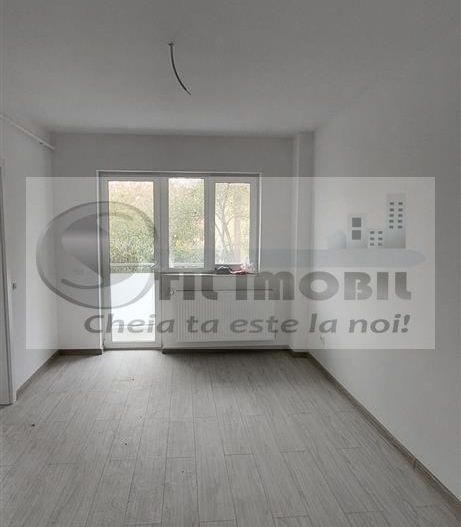 APARTAMENT 1 CAMERA ETAJ 1 BLOC NOU PE CADRE CAPAT CUG MUTARE IMEDIATA - Poză 2