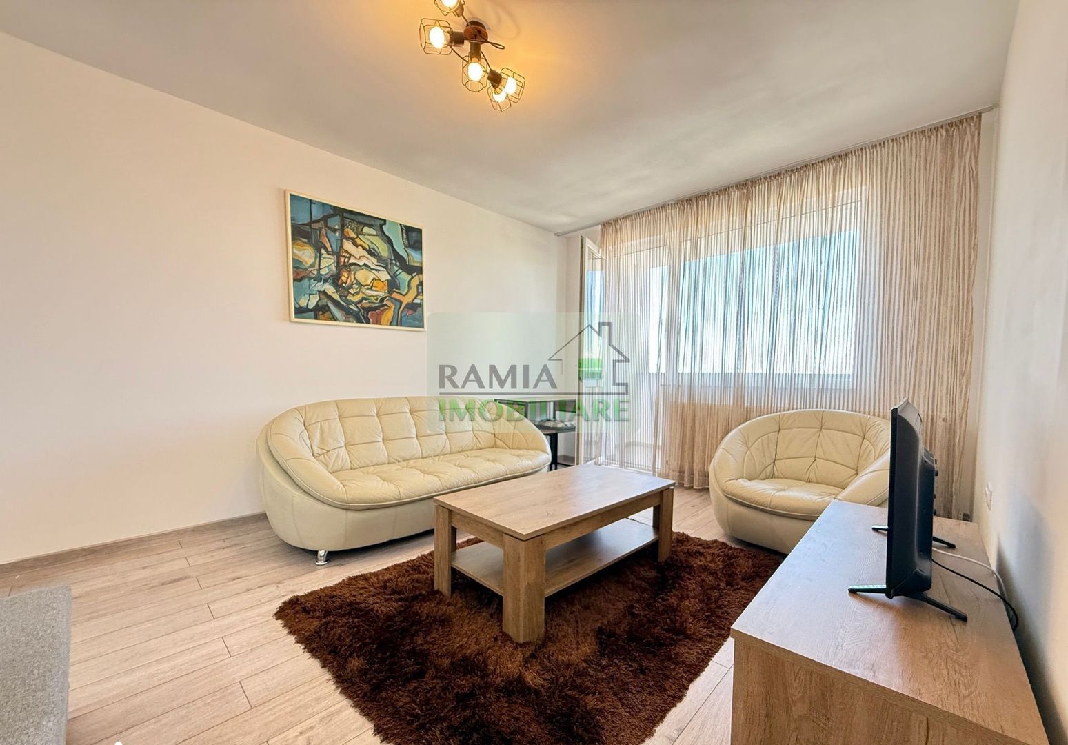 Apartament 2 camere complet renovat Bd. Vlahuță, panoramă spre Tâmpa - Poză 4
