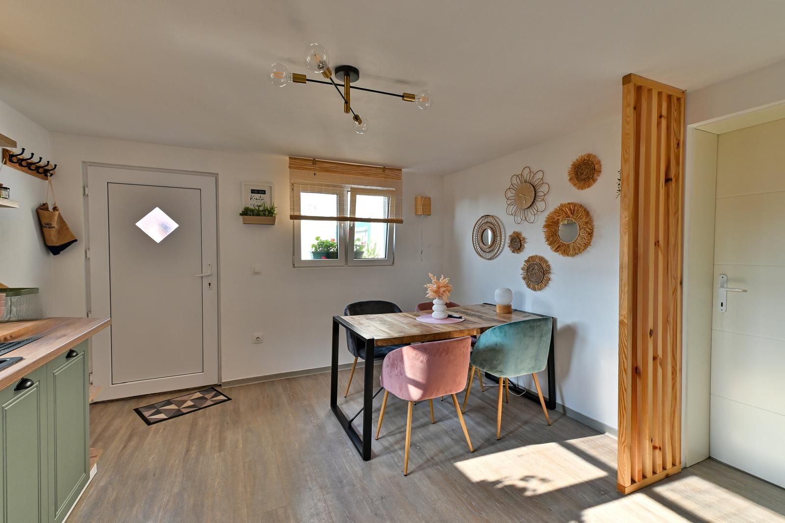 Sala de evenimente cu  piscina si foisor Biled COMISION 0 % CUMPARATOR - Poză 47