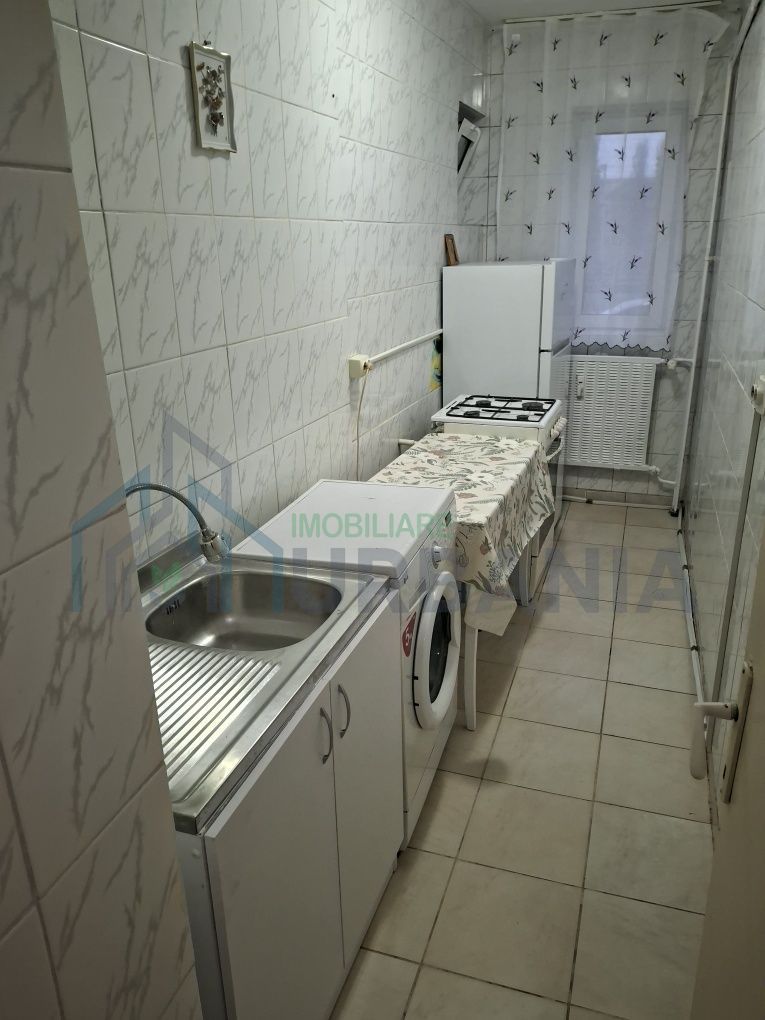 # inchiriez - Poză 5