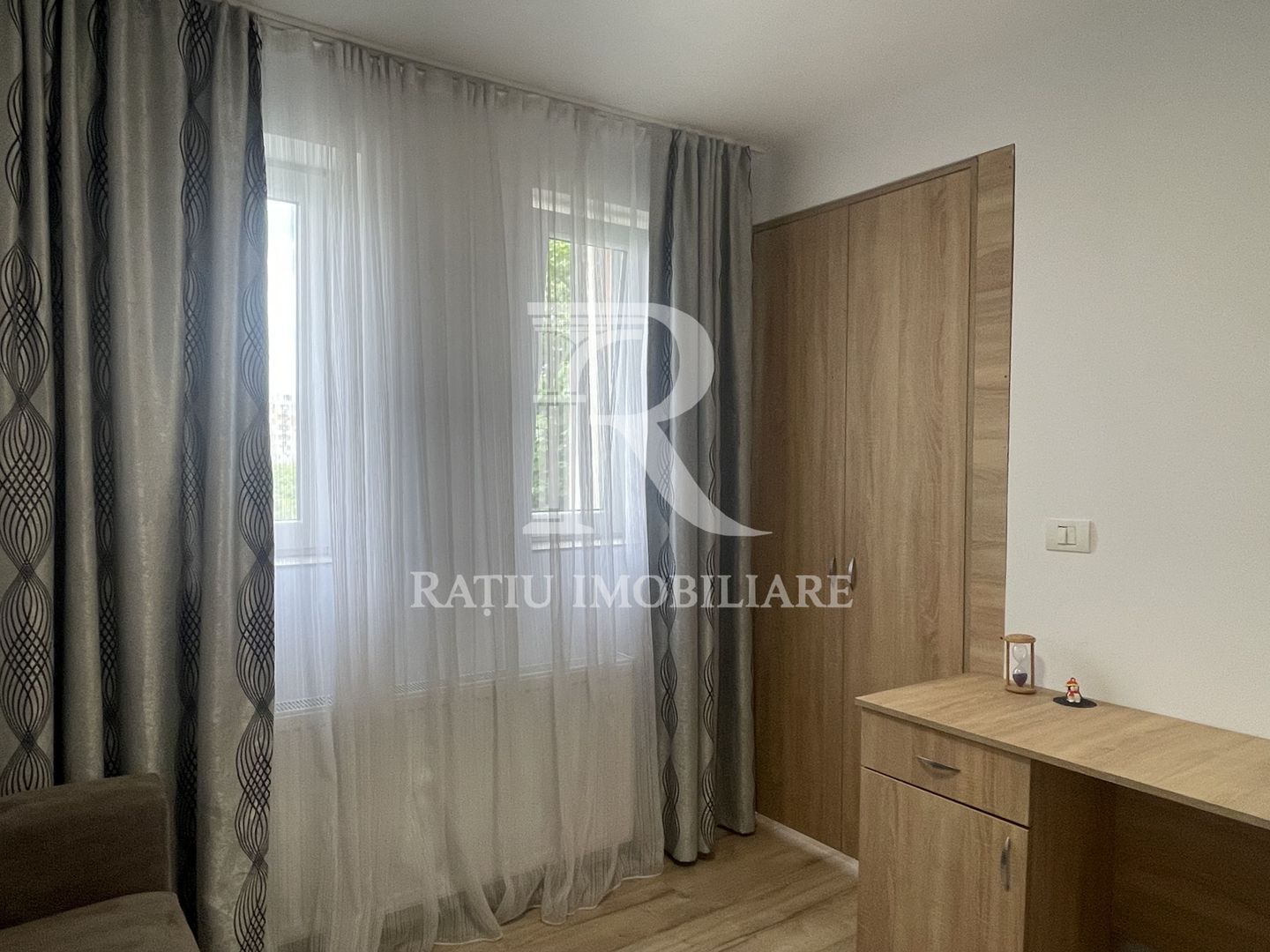 Apartament cu 3 camere | Etaj intermediar | Decebal | Oradea - Poză 9