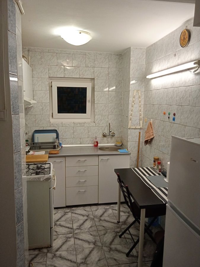 3 camere, bloc anvelopat, boxă, Piața Titan, metrou la 500 m - Poză 3