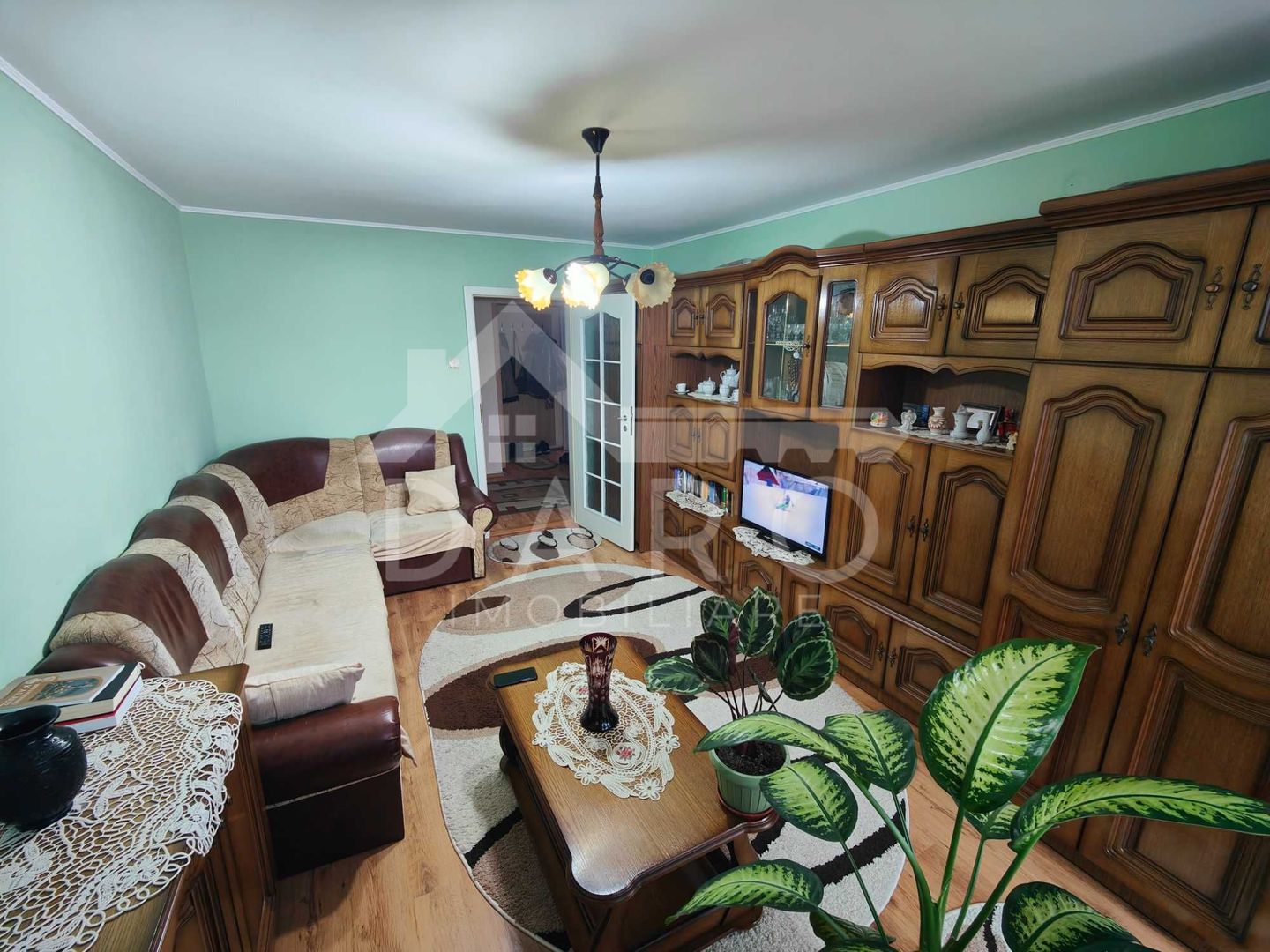 Persoana fizica vand apartament cu 3 camere - Poză 2