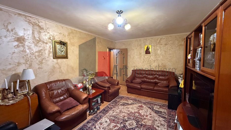 Apartament cu 3 camere de vanzare-Rahova-Dunavat-Salaj - Poză 1