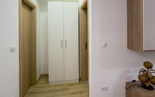 Apartament 2 camere în Solid Residence Butoaie – vedere către lac - Poză 10