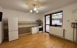 Casa la 2 pasi de Parcul Sub Arini- Sibiu - Poză 2