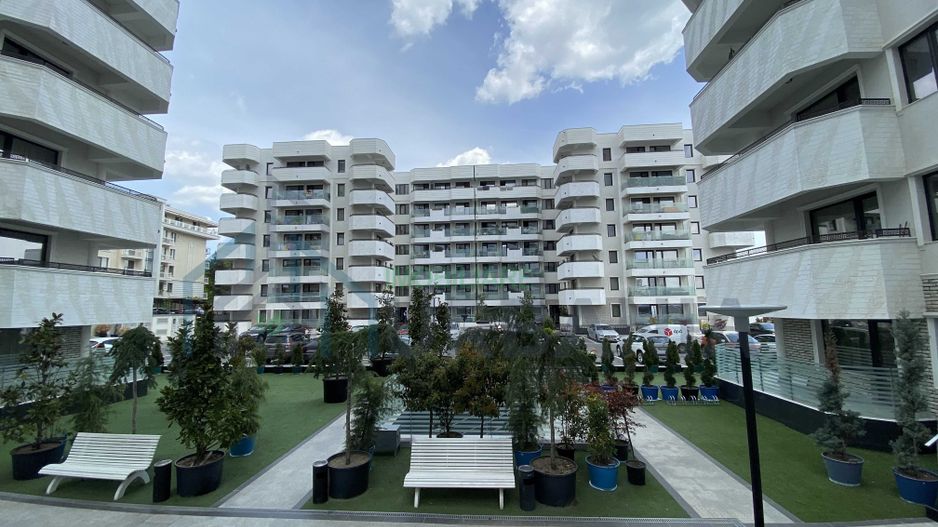 Apartament 2 camere de inchiriat, Copou, Complex Royal Town, 64 mp, etaj 5 - Poză 2