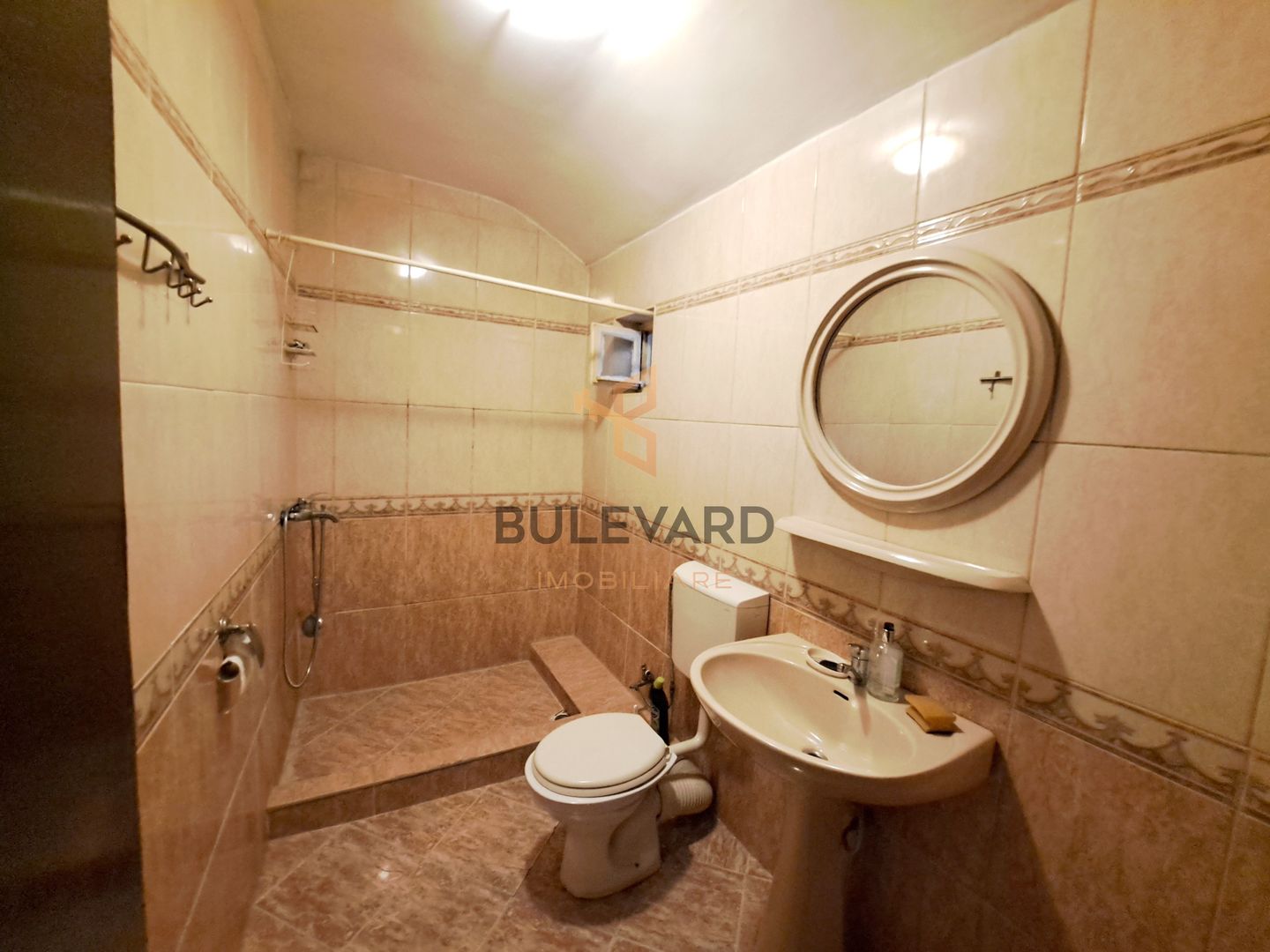 Casa 4 camere + curte proprie, zona Sigma! - Poză 14