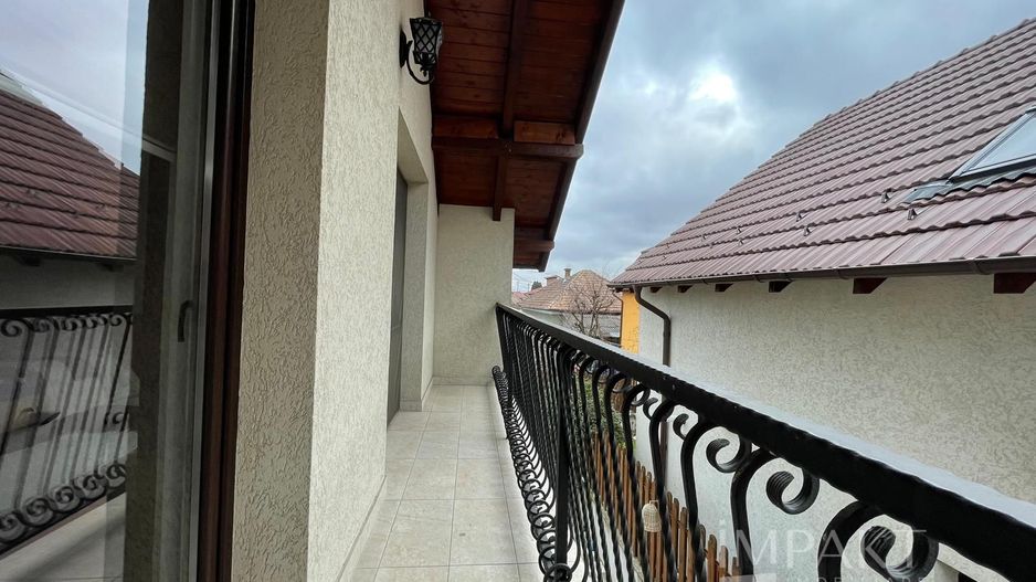 Casa  cu 4 Camere si Garaj in Cartierul Someseni, Cluj-Napoca - Poză 14