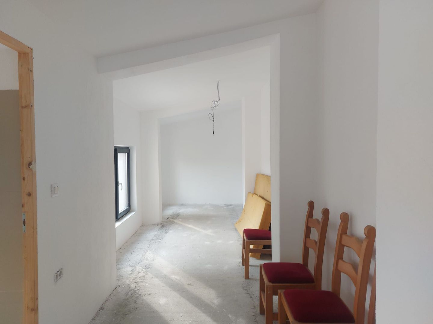 Casa/Vila 6 camere Piata Victoriei, Buzesti / An 2023 - Poză 32