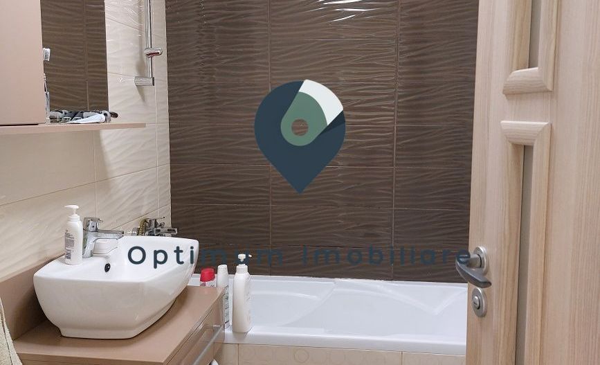 Apartament cu 4 camere de vanzare in Plopilor, etaj 3/4 ! - Poză 5