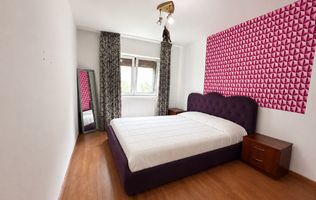 Apartament 3 camere spatios de vanzare în zona - Tractorul