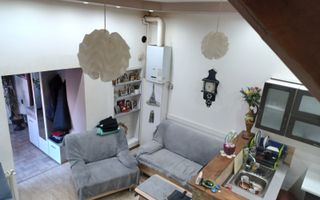 Casa insiruita de vanzare cu 4 camere in zona Centrala - Poză 3