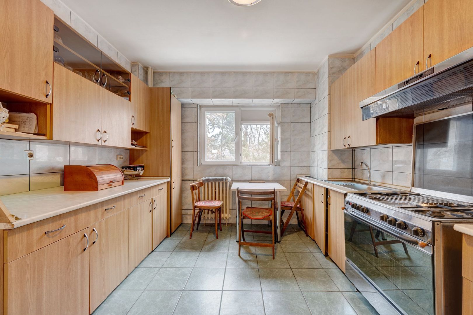 Oportunitate! Apartament 4 Camere 1 Minut Metrou Universitate - Poză 4