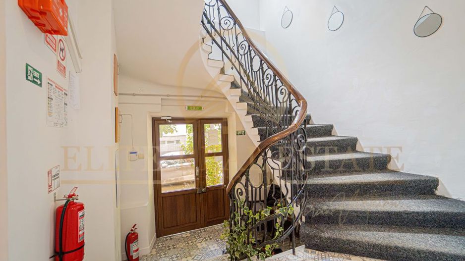 Investiție unică: 2 hoteluri în Eforie Sud, lângă plajă! - Poză 5