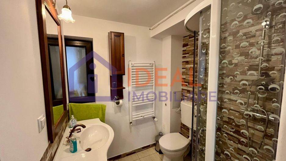 Casă individuală cu 5 camere și curte proprie - în Cisnădioara - Poză 16