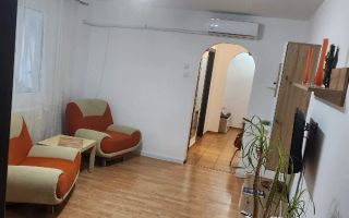 Apartament 3 camere. Zona Covasna, Brancoveanu.  Parcare. - Poză 2
