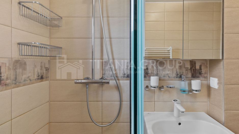 REZERVAT  Apartament 2.5 camere, 65 mp, parcare+boxa, preluare regim hotelier - Poză 13