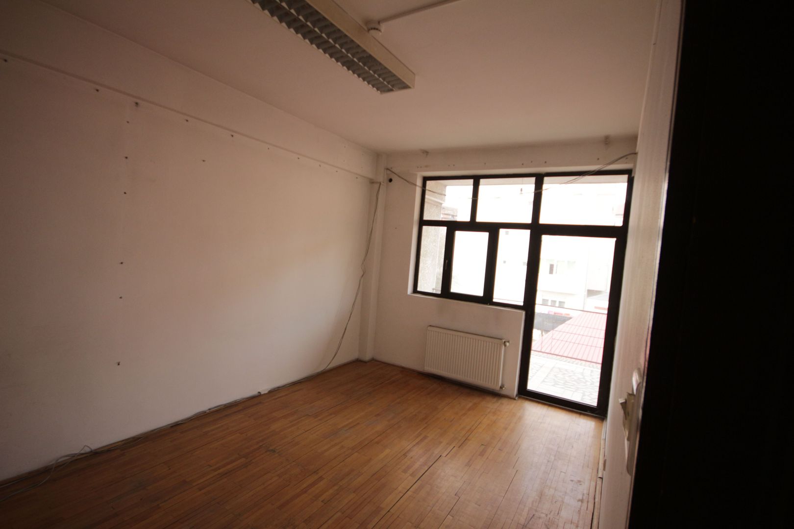 Imobil destinatie birouri + depozit - Poză 35