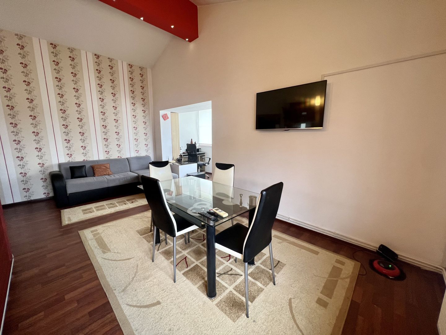 APARTAMENT 2 CAMERE- IN APROPIERE DE SHOPPING CITY - Poză 2