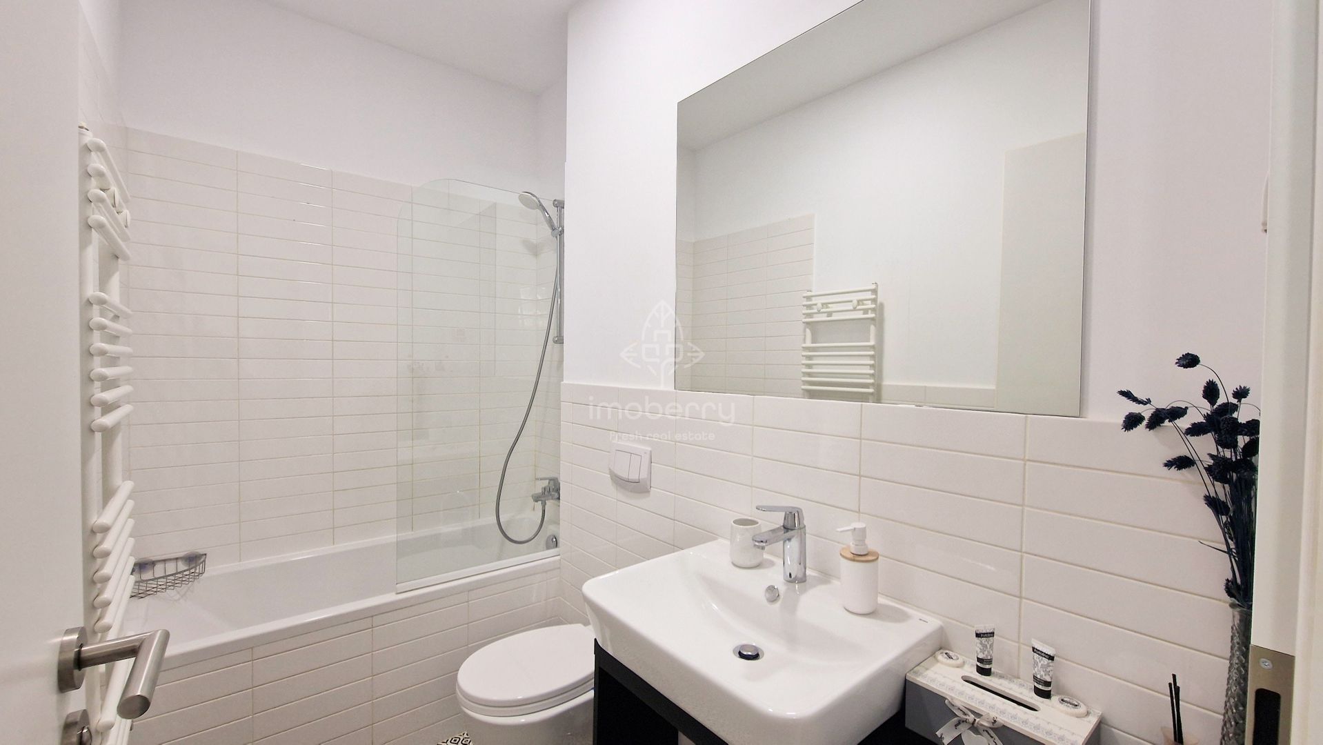 Studio Aviatiei Park | Mobilat & Utilat | Vedere curte interioara | Comision 0! - Poză 9