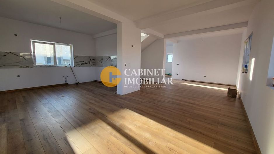 MIROSLAVA - Casa individuala - 4 camere - teren drept - finisaje moderne - Poză 3