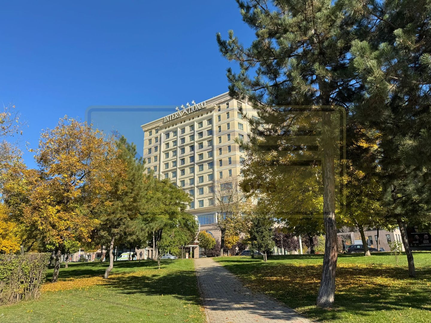 Apartament 2 camere Centru - Hotel International Palas - Poză 1