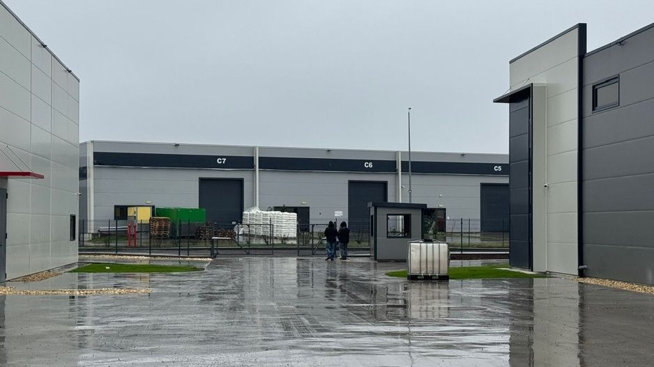 Hală industrială de închiriat in Buftea, acces direct DN7, 2163 mp - Poză 3