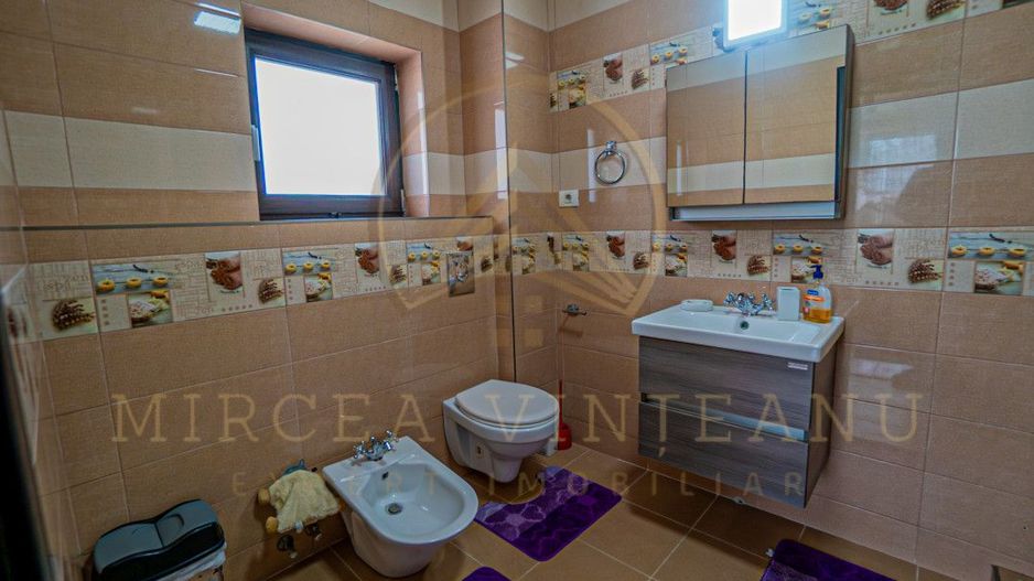 Palazu Mare / Elvila  - Vila deosebită compusă din S+P+2E, mobilata și utilata - Poză 42